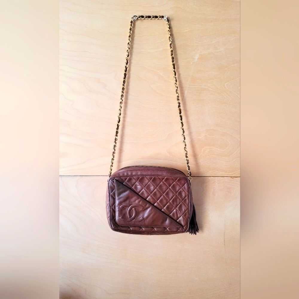Authentic Chanel VTG CrossBody Tassel Brown Lambskin Camera Bag Purse RARE GHW